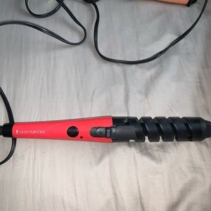 Remington hair curler